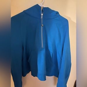 Lululemon poolside blue 1/2 zip Scuba